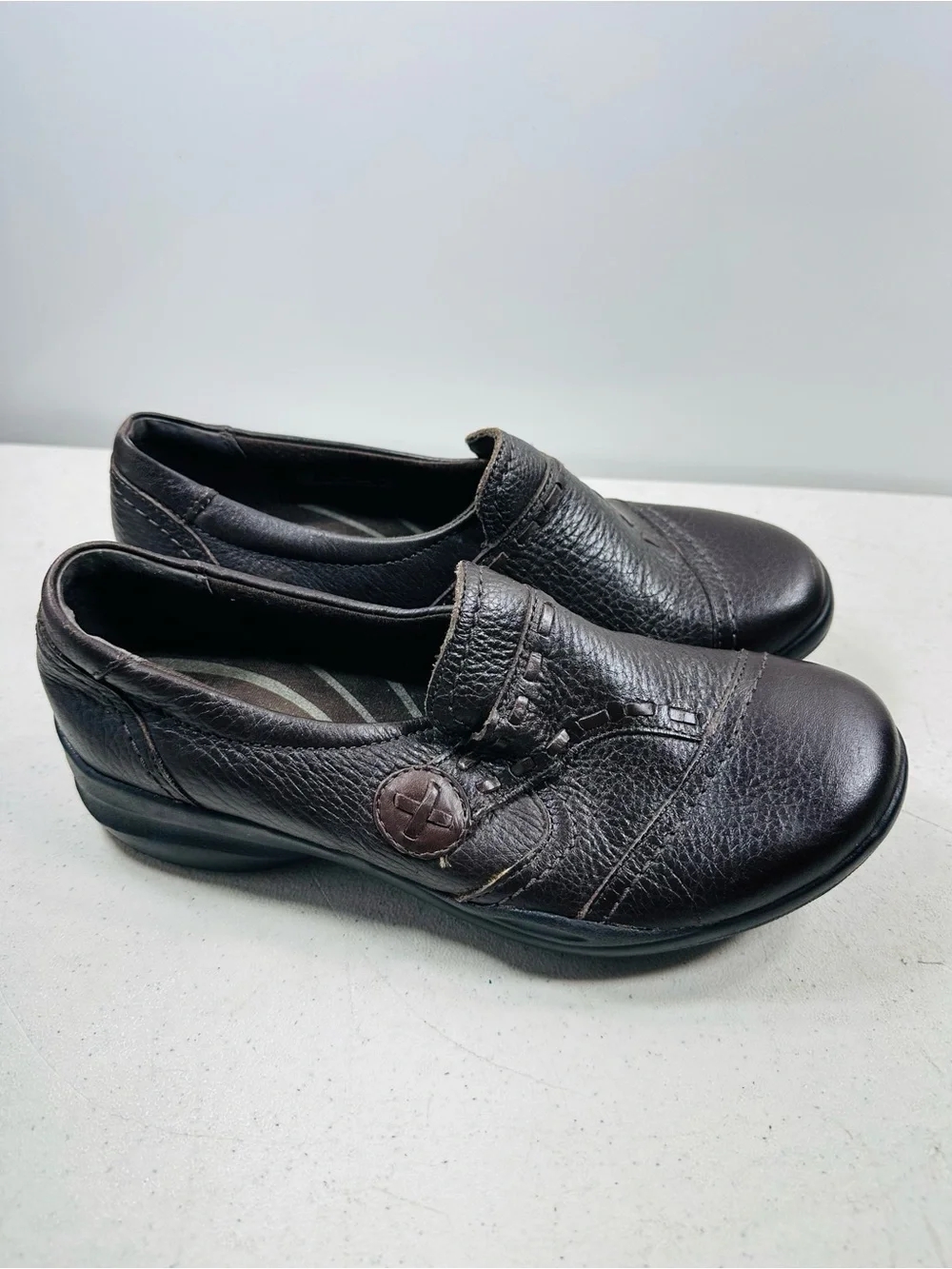 Clarks In Motion Comfort Shoes Women's 7 M Leather Brown Slip On Shoes 35733